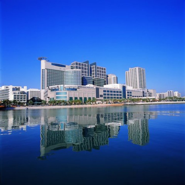 architect abu dhabi beach rotana trade centre